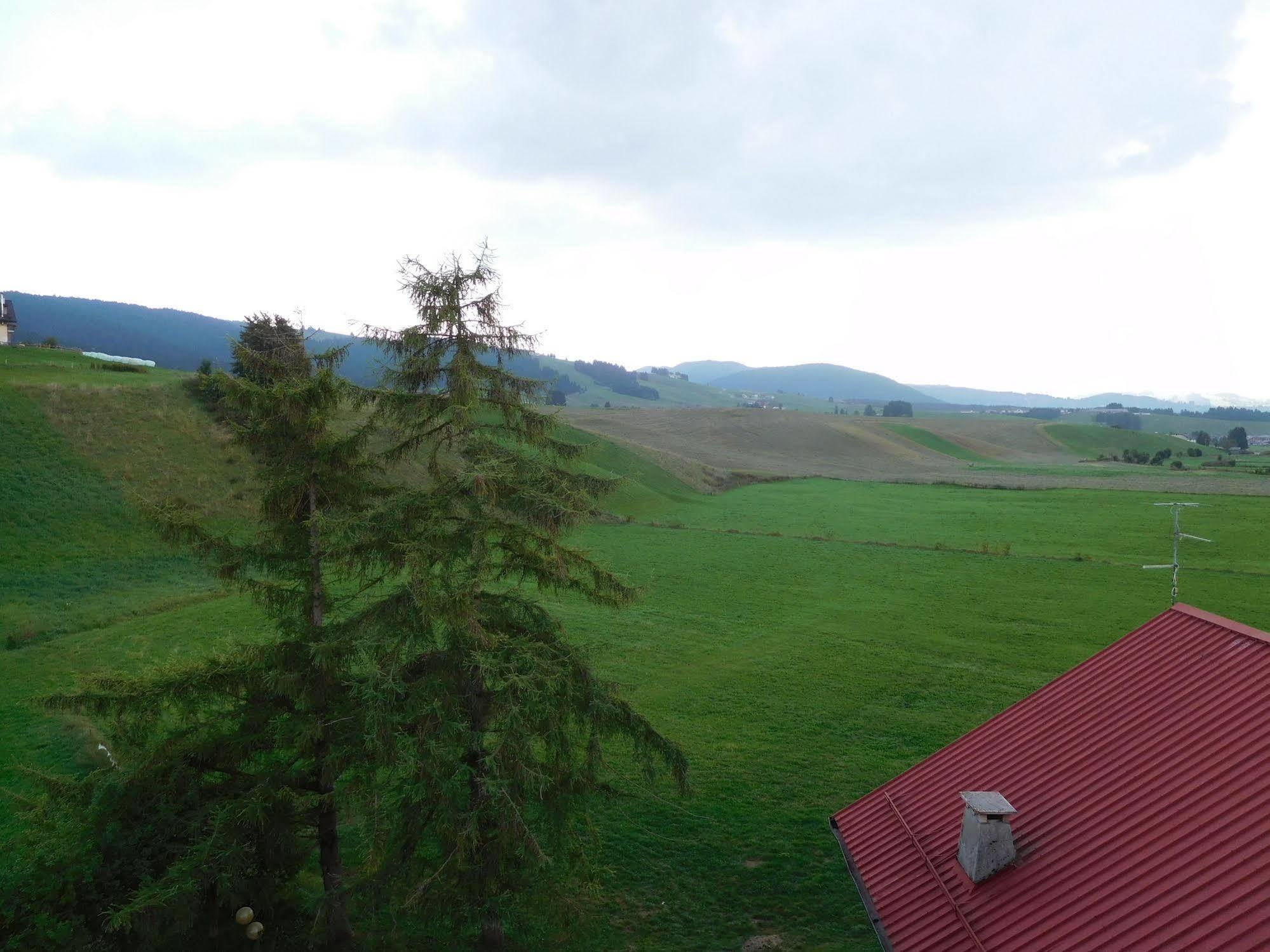 Hotel Vescovi Asiago Buitenkant foto