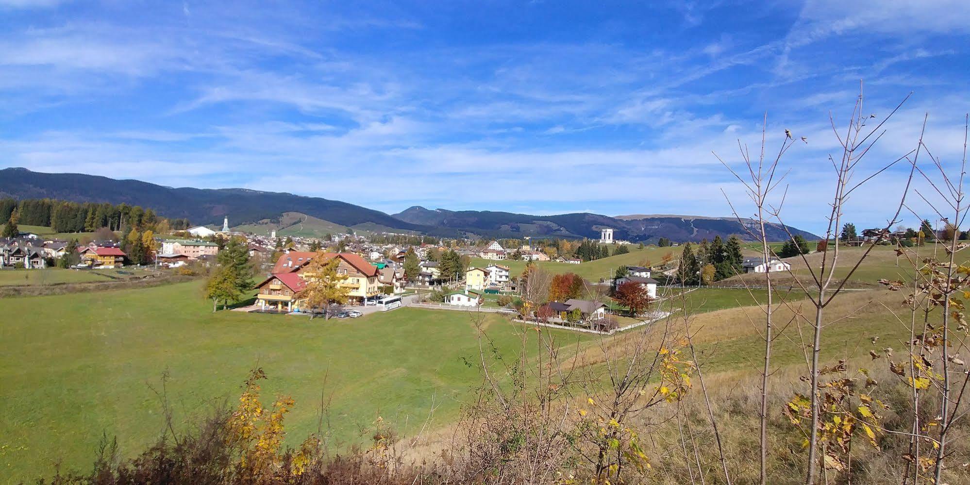 Hotel Vescovi Asiago Buitenkant foto